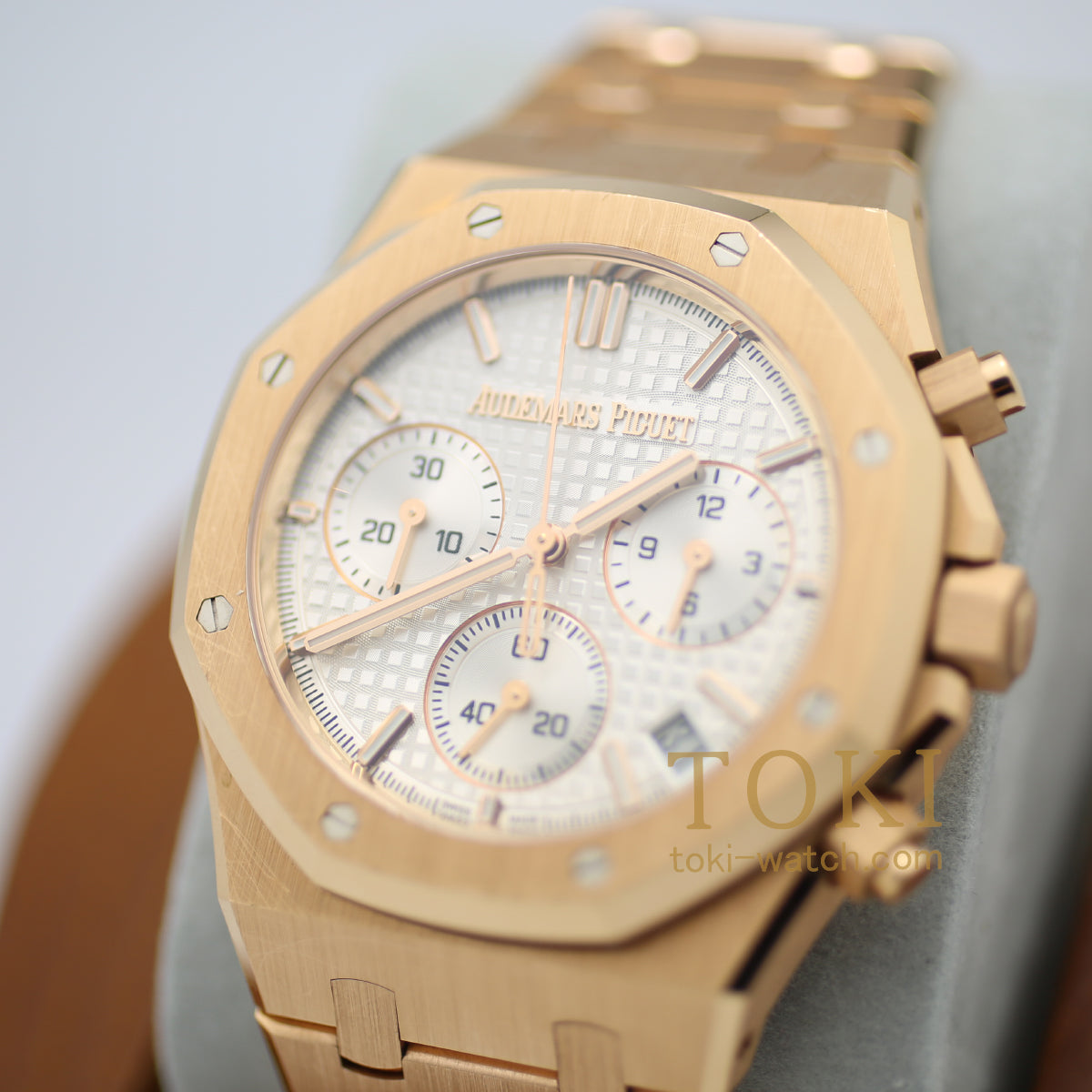 オーデマピゲ(AUDEMARS PIGUET) Ref 26240OR.OO.1320OR.03 ロイヤル オーク クロノグラフ 50周年記念 中古
